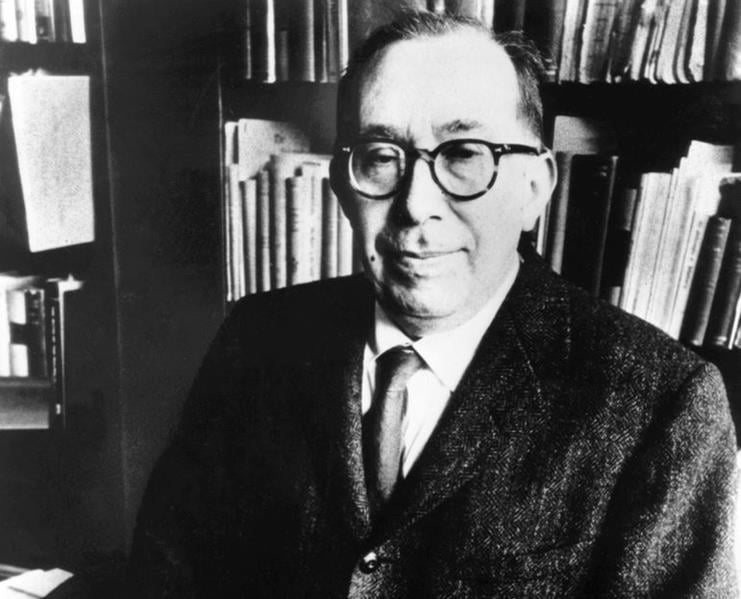 Clearing Up the Confusion on Leo Strauss