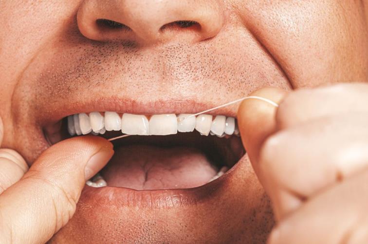 Do Men Have More Teeth?