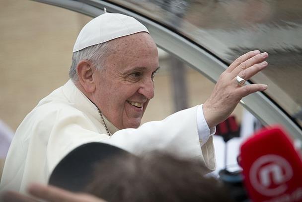 A Not-So-Innocent Abroad: Pope Francis in Arabia (I)