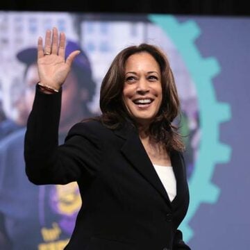 Kamala’s Closing Argument: ‘I’m Obviously Not Joe Biden’