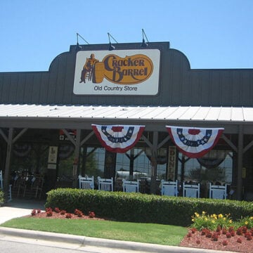 CRACKER Corporate Neutrality and the Cracker Barrel Crack-Up