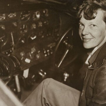 Amelia Earhart Flight for Freedom, Itasca, USS Swan, USS Ontario, Lockheed Electra, Paul Mantz, Howland Island, Ed Musick, Wilmer Stultz, Charles Lindbergh, George Palmer Putnam, Lockheed Electra, Nikumaroro, Joseph Crater, Amelia Earhart, airplanes, flight,
