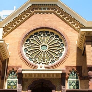 PARKEAST The Siege of a Synagogue and of a Cathedral